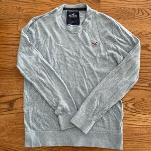 Hollister Men's XS Lightweight Light Blue Crewneck Sweater
